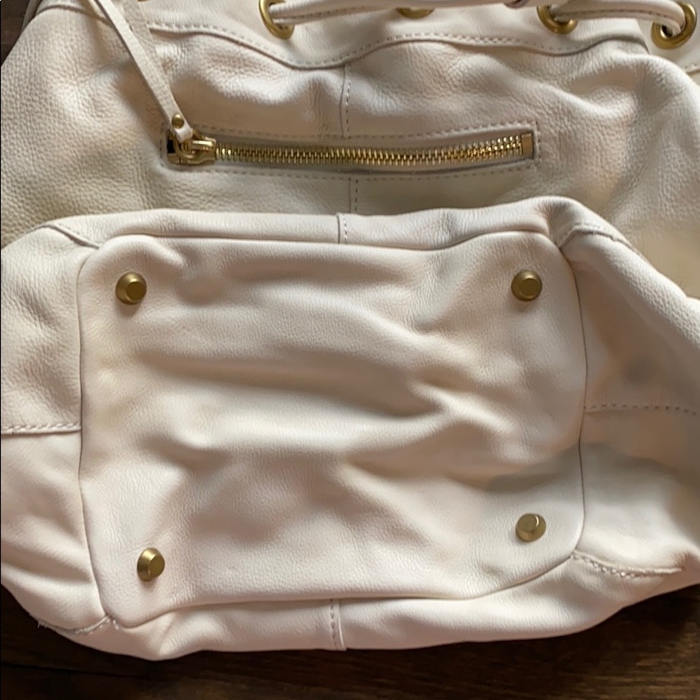 Linea Pelle Handbag - Picture 3 of 7
